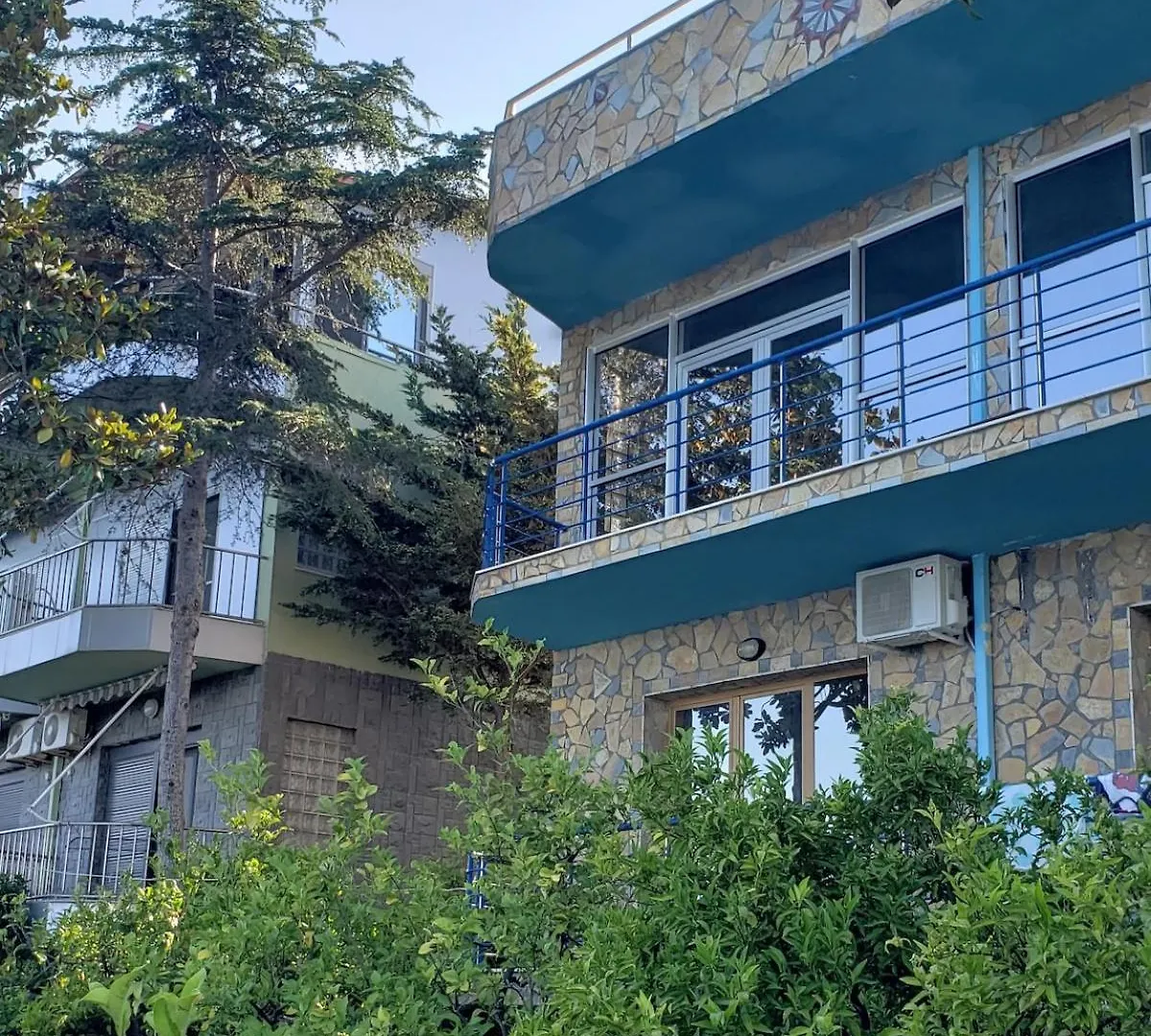 Angela Village Vlore 0*,  Albania